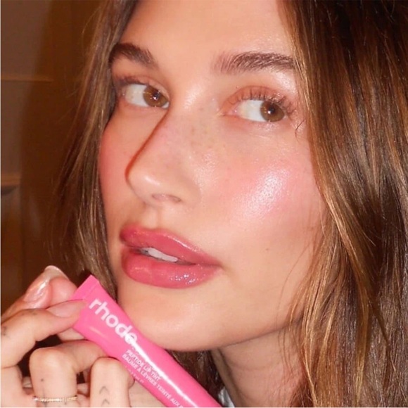 Rhode Limited Edition Sugar Cookie Lip Peptide Treatment - Picture 2 of 4